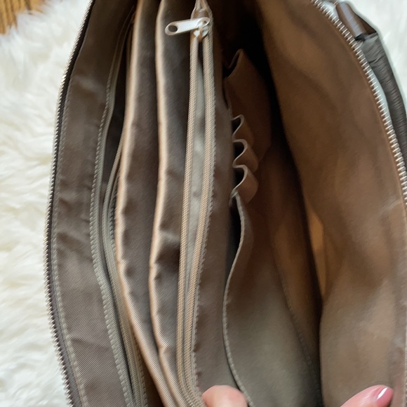 Marc New York Andrew Marc genuine leather purse - Picture 7 of 11